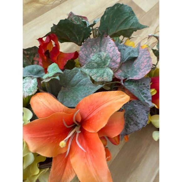 Artificial Door/Wall Floral Arrangement - Picture 5 of 7